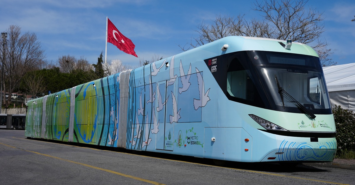 İstanbul’a elektrikli metrobüs geliyor